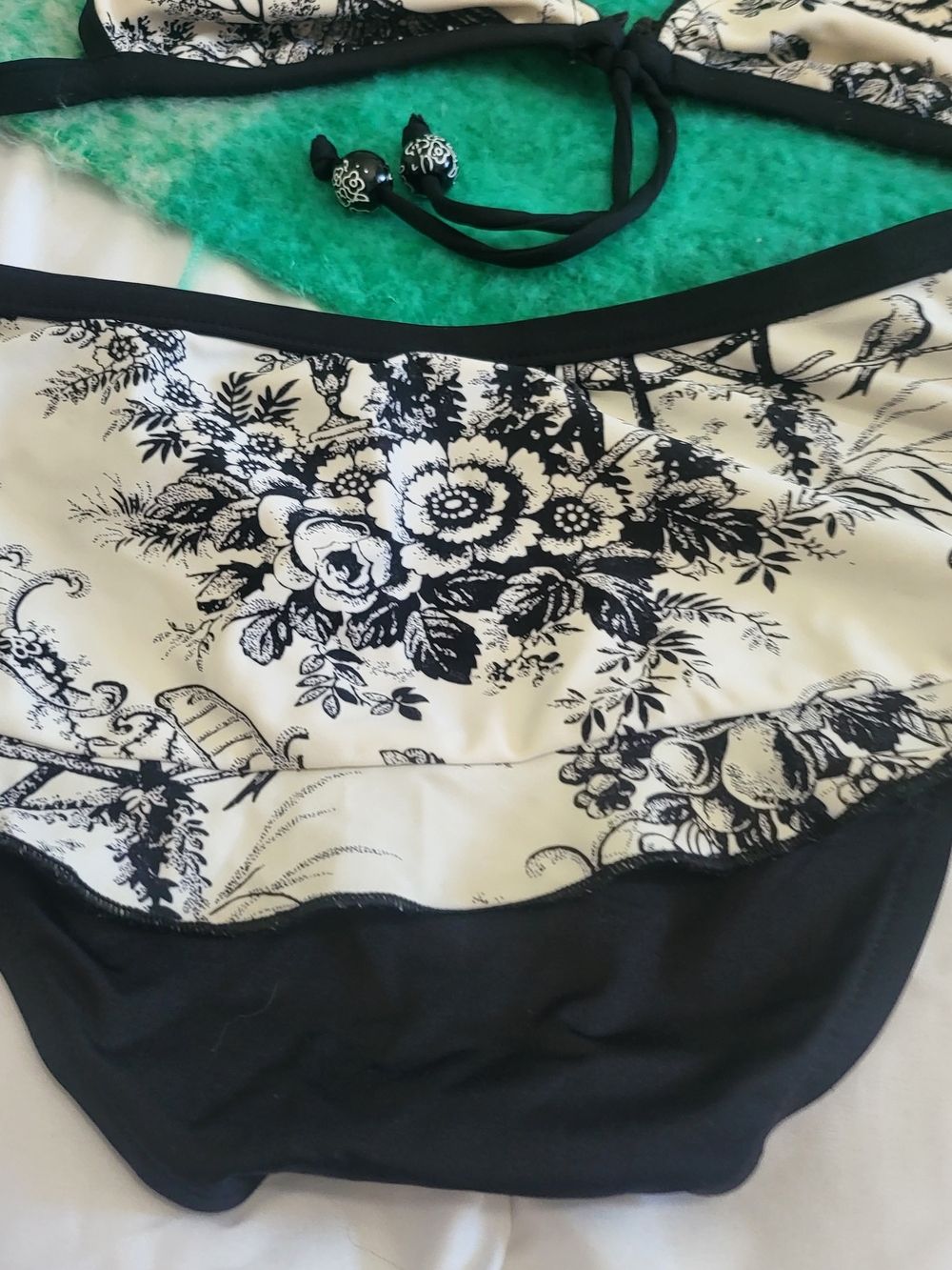 Massimo Black and White Floral Two-Piece Bikini Set - Picture 6 of 7
